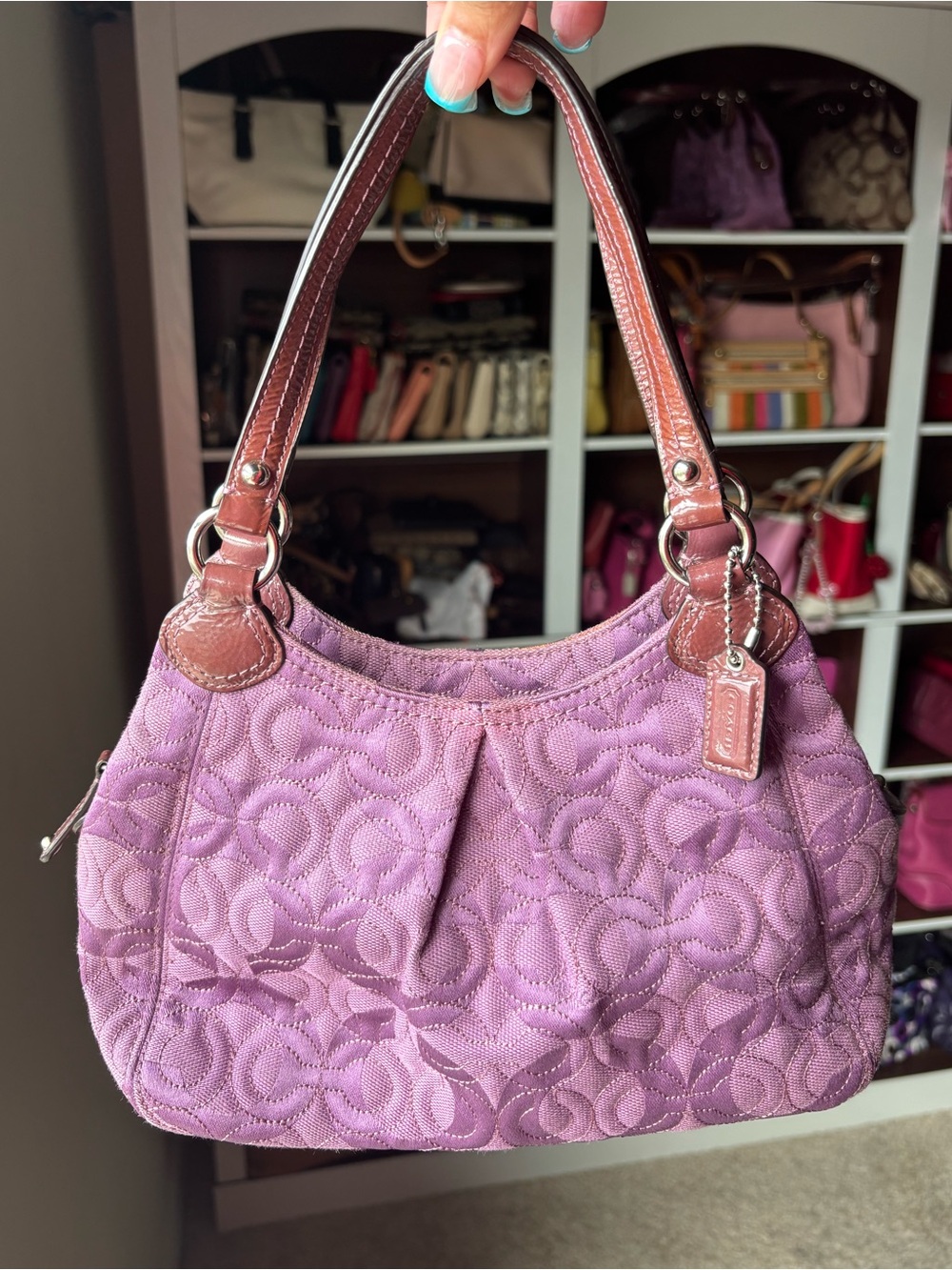 💕💜💕COACH Gramercy Op Art Shoulder Bag💕💜💕